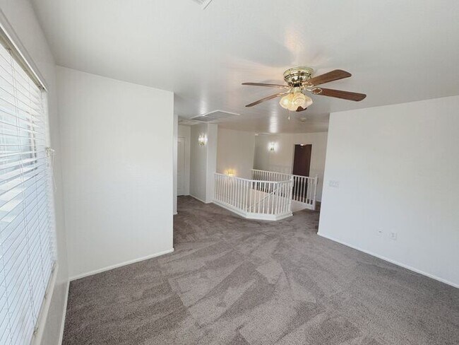 Building Photo - 4 BED, 2.5 BATH HOME IN CIRCLE CROSS RANCH SAN TAN VALLEY, AZ