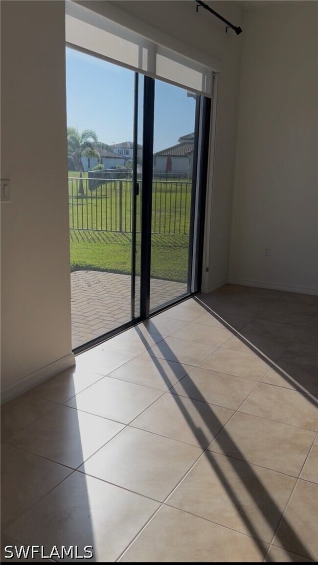 Building Photo - 5474 Cassidy Ln