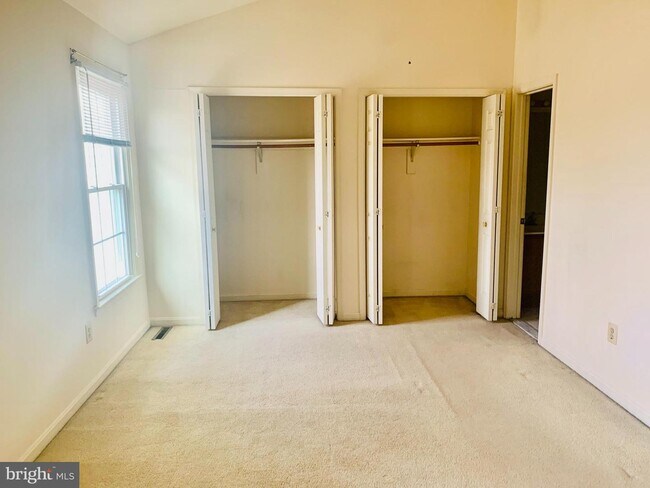Building Photo - 8792 Manahan Dr