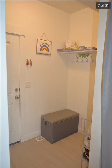 Building Photo - 9337 N Tampa Dr