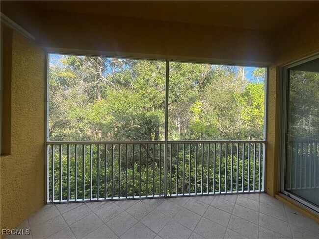 Building Photo - 12199 Lucca St