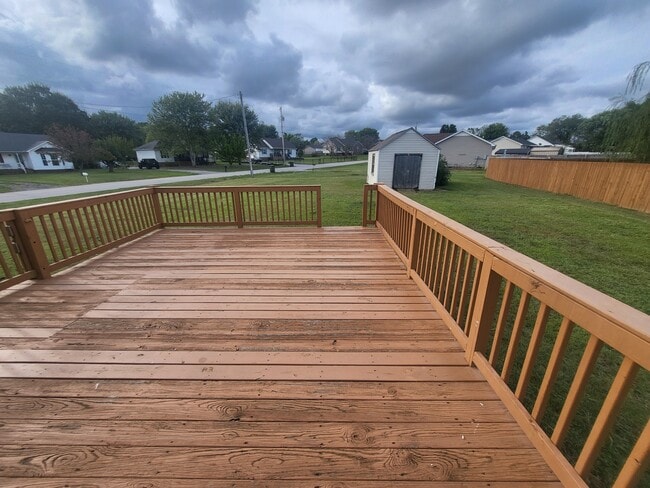 Building Photo - 110 Kenwood Dr