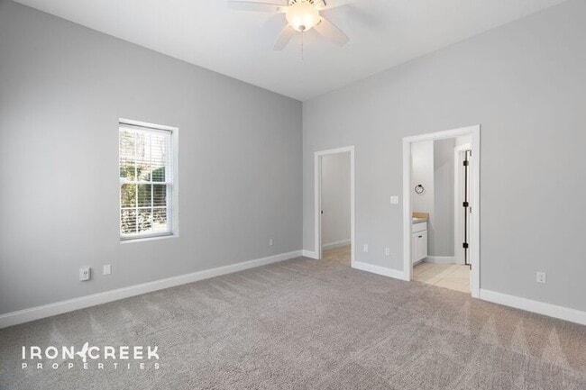 Building Photo - 1904 Bearberry Ln