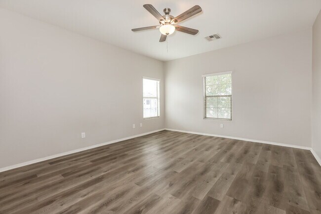 Building Photo - 30783 N Karen Ave