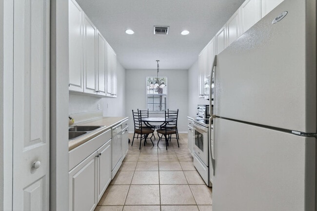 Building Photo - 1579 Frederick Small Rd