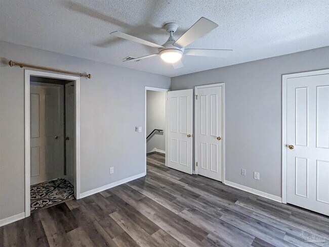 Building Photo - 1313 Foxborough Dr