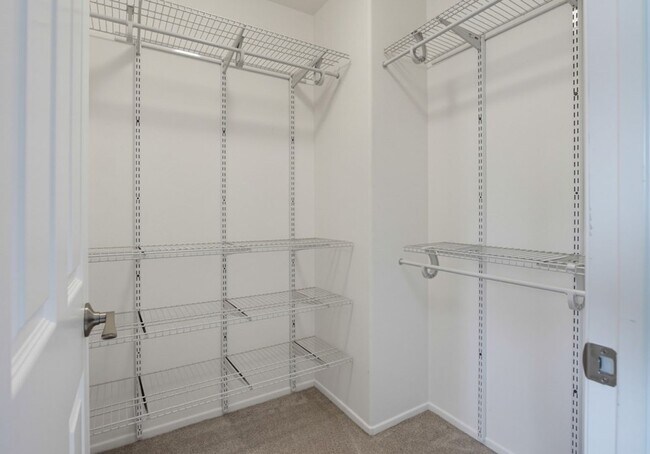 Building Photo - 3239 Canyon View Dr