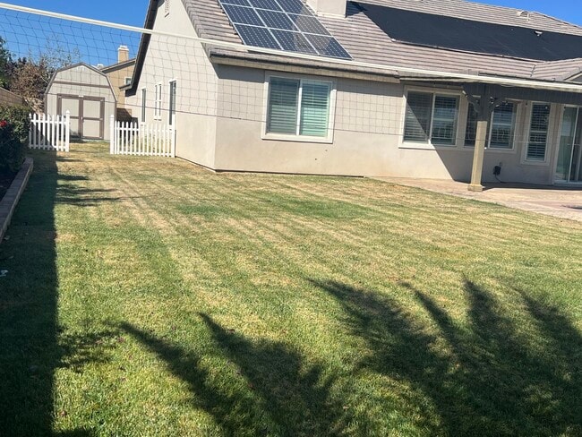 Building Photo - 41530 Yew St