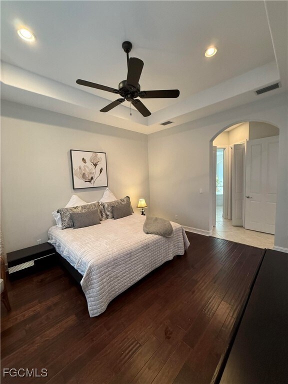 Building Photo - 8342 Provencia Ct