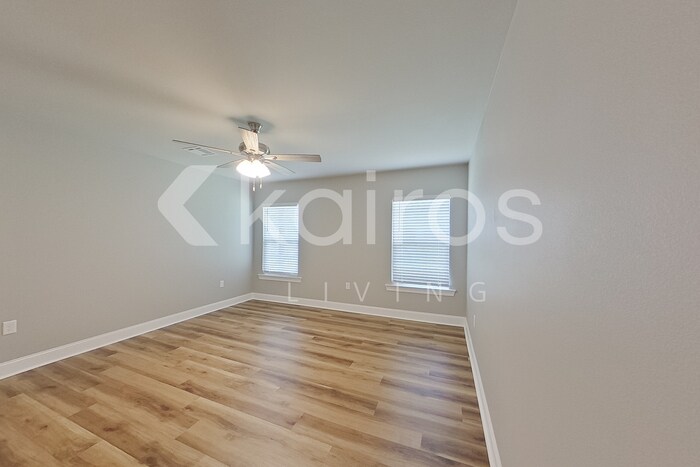 Building Photo - 22871 Balsam Dr
