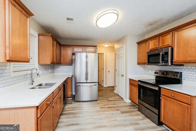 Building Photo - 2500 Pendergrass Ln