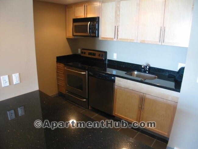 Building Photo - 0.0 bedroom in Cambridge Massachusetts 02142
