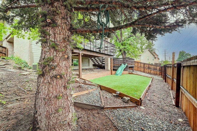 Building Photo - 3369 S Tulare Ct