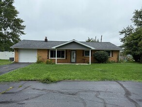 Building Photo - Charming Newly Remodeled 3-Bedroom Home!