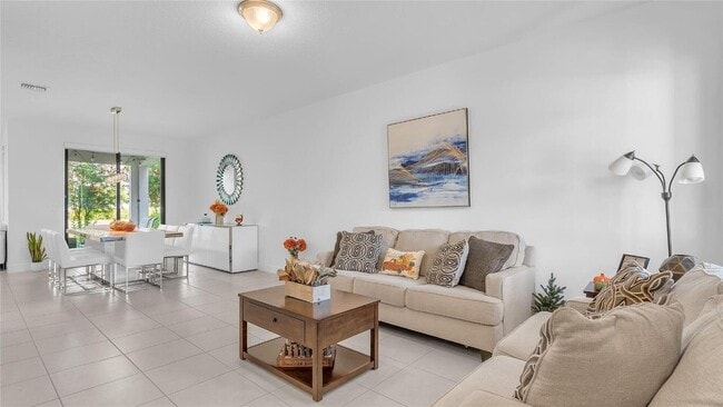 Building Photo - 304 NW 36th Ave