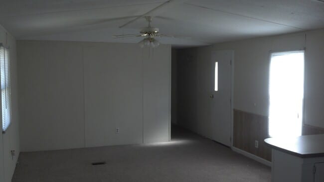 Building Photo - 134 Jordyn Ln