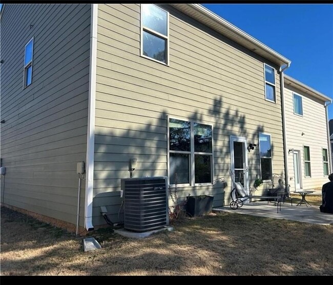 Building Photo - 3885 Nixon Grove Dr
