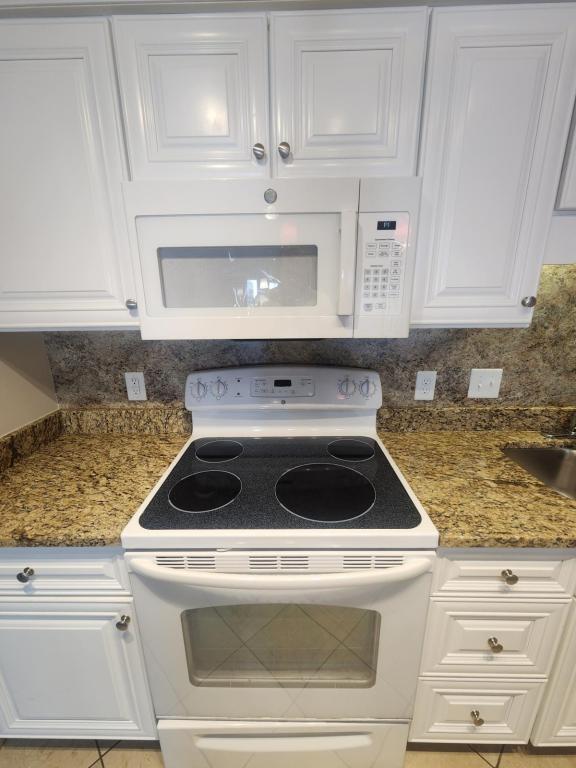 Building Photo - 216 Double Eagle Dr