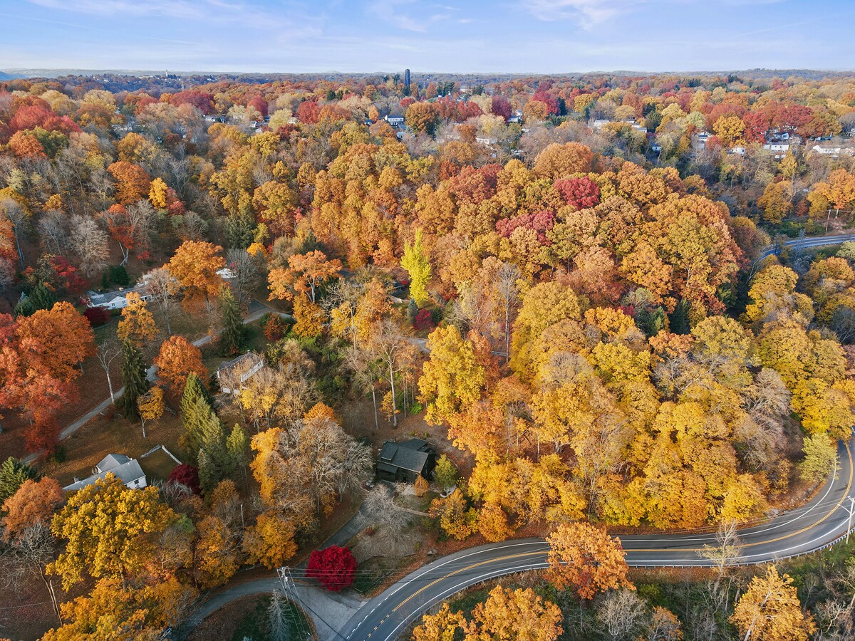 Building Photo - 1 Myrtle Hill Rd