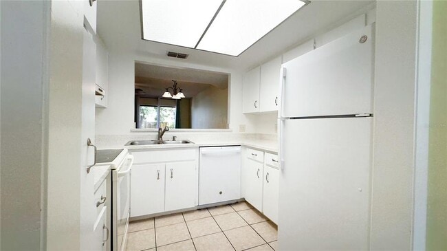 Building Photo - 4205 Old Rd 37