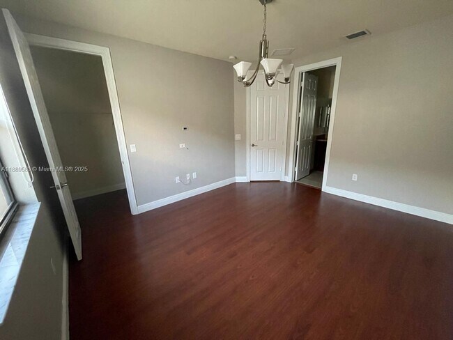 Building Photo - 9895 NW 87th Terrace