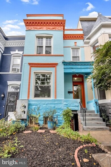 Building Photo - 48 Q St NE