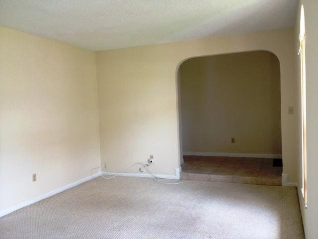 Building Photo - 737 NW 84th Ln