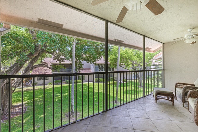 Building Photo - 5530 Coach House Cir
