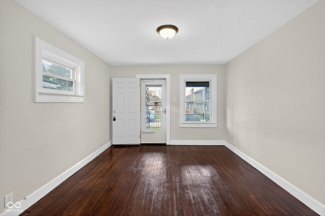 Building Photo - 937-939 N Drexel Ave