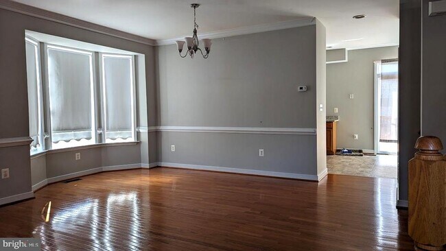 Building Photo - 12950 Tonka Ct