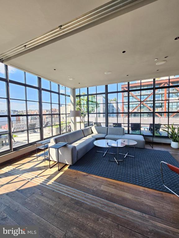 Building Photo - 2030 8th St NW