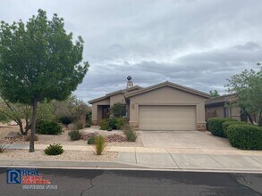 Building Photo - Charming Coral Canyon Home