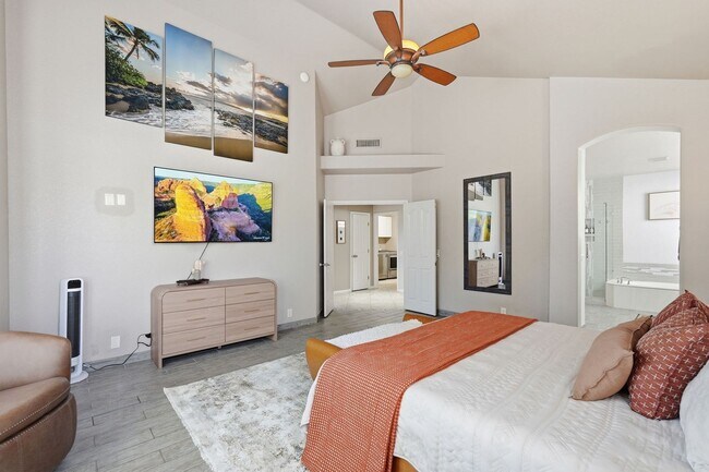 Building Photo - Furnished Desert Oasis| Pool, Bar and Mountain Views