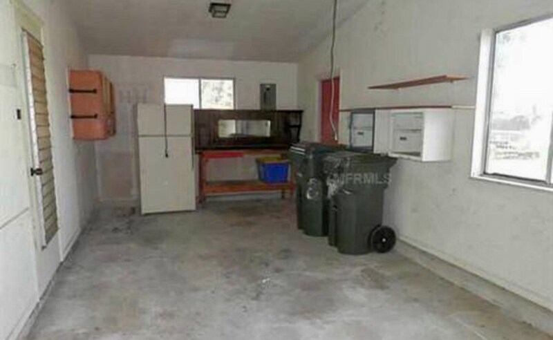 Building Photo - 8005 Cristobal Ave