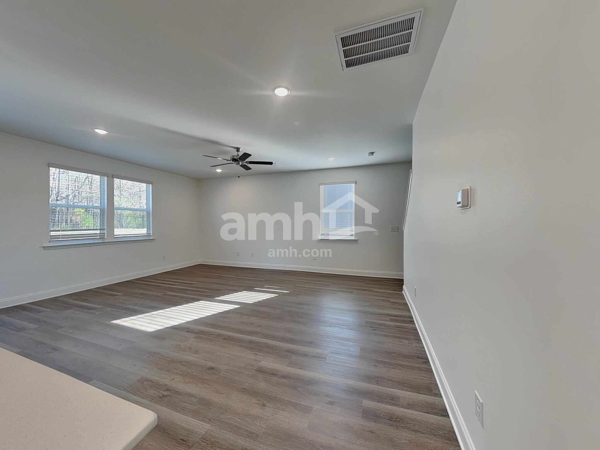 Building Photo - 1203 Livengood Wy