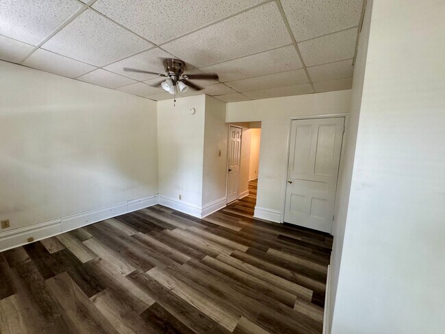Building Photo - 1509 Hatteras St
