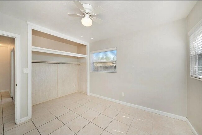 Building Photo - 1817 E 109th Ave