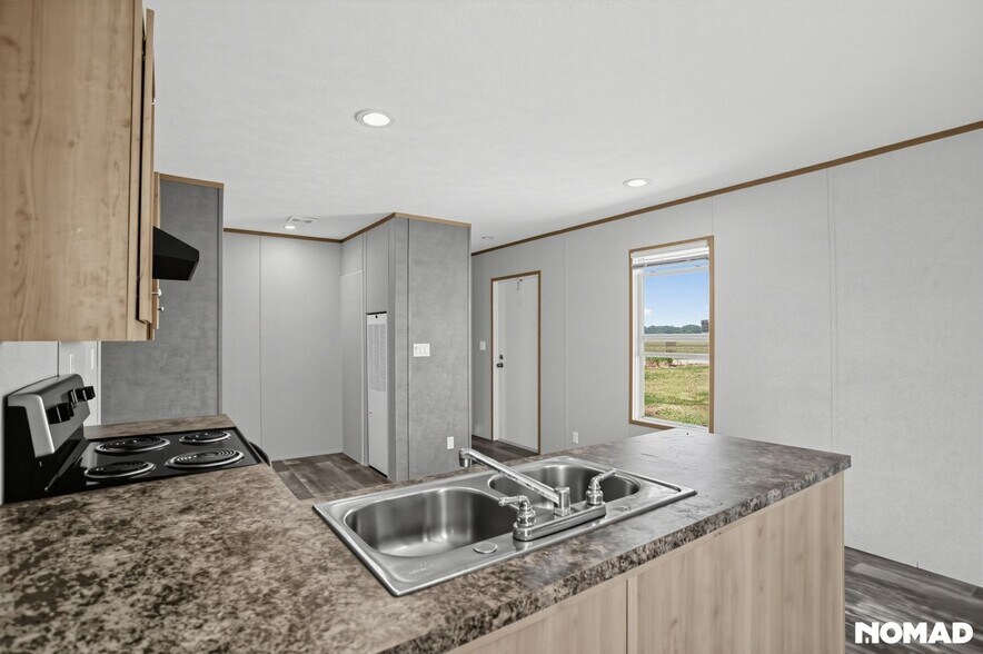 Building Photo - 15833 Co Rd 1030