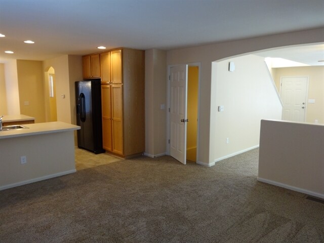 Building Photo - 6357 Old Divide Trl