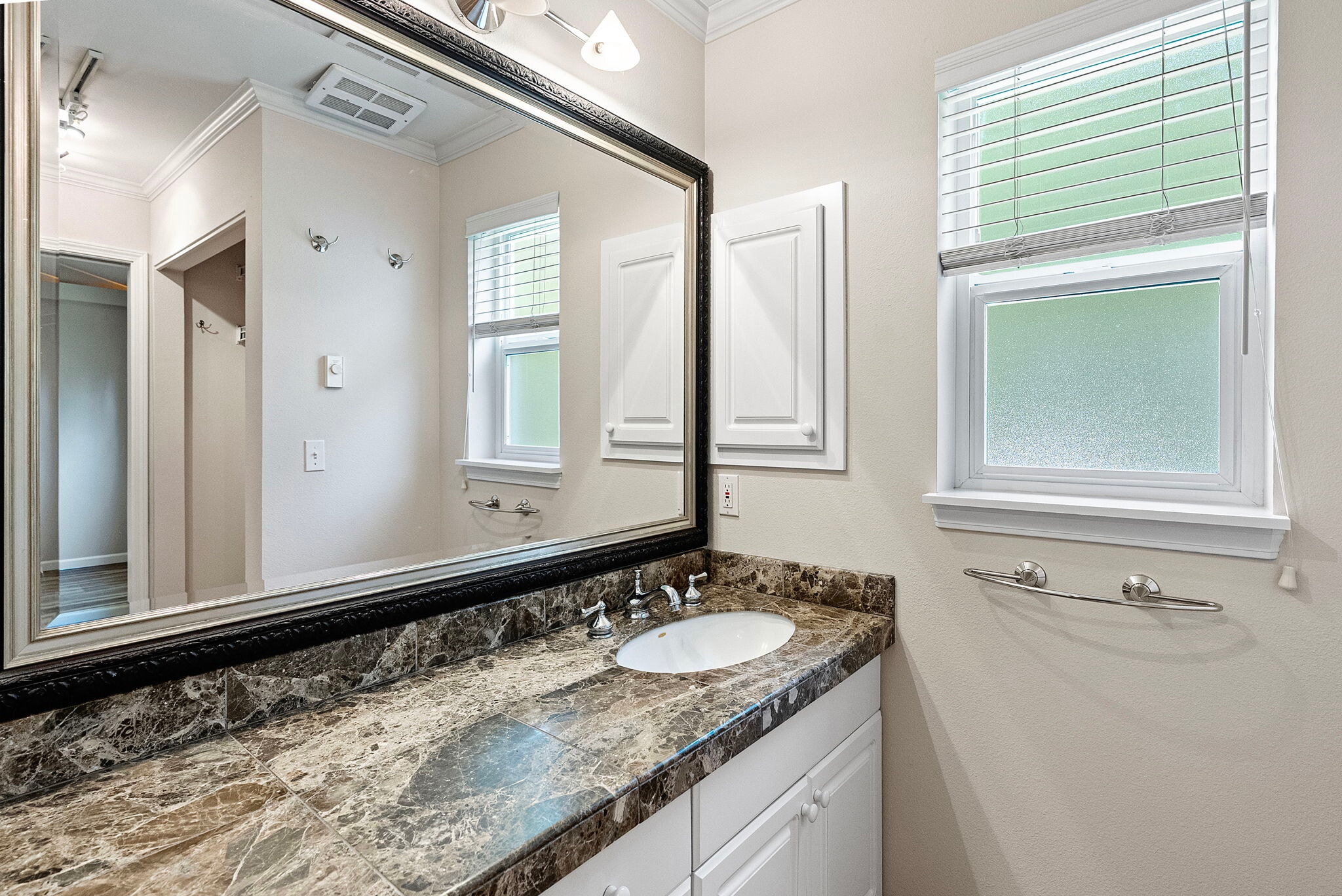 Primary bath with upgraded finishes throughout - 1220 Weaver Rd NW