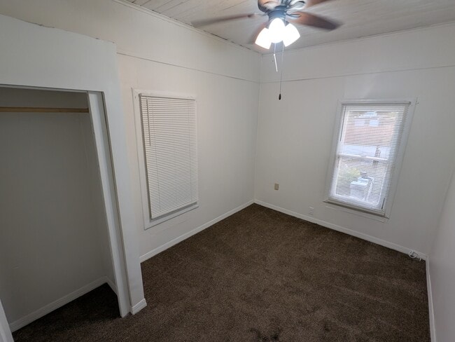 Building Photo - 2915 Winter Lake Rd