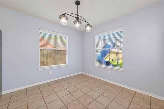 Building Photo - 19215 Hikers Trail Dr