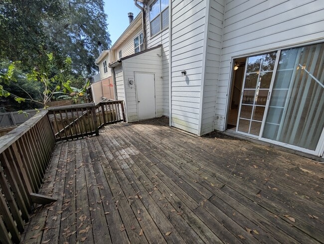 Building Photo - 2397 Gregory Dr