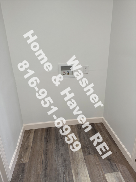 Building Photo - 10503 E Scarritt Ave