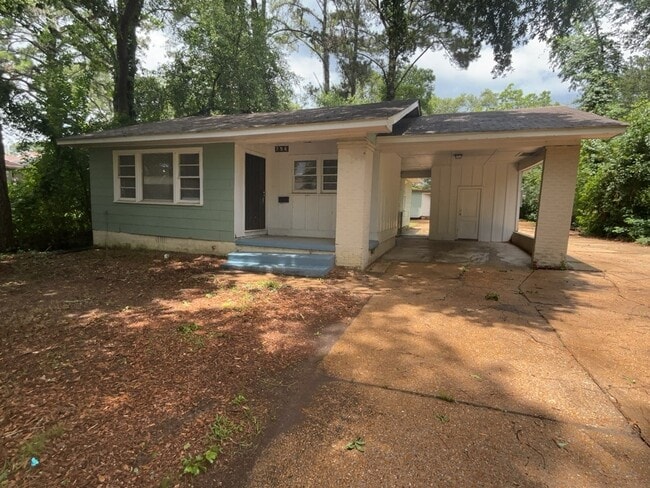 Primary Photo - 756 Kensington Pl
