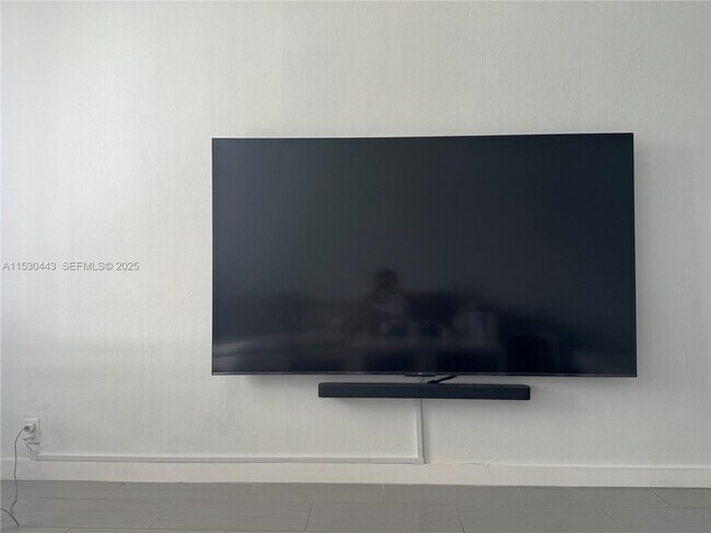 Building Photo - 1200 West Ave