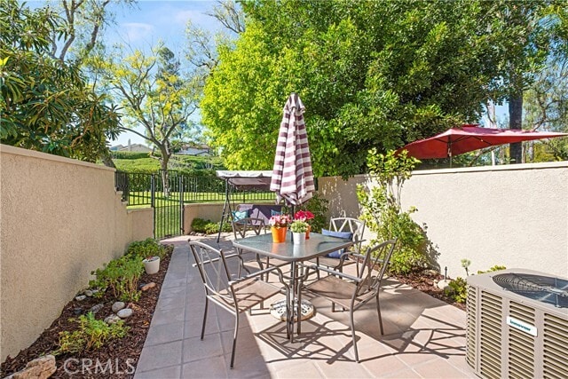 Building Photo - 21901 Barbados