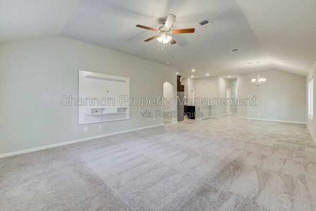 Building Photo - 239 Murrieta Ln