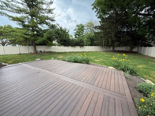 Building Photo - Beautiful 4 beds 2.5 baths in Columbus!