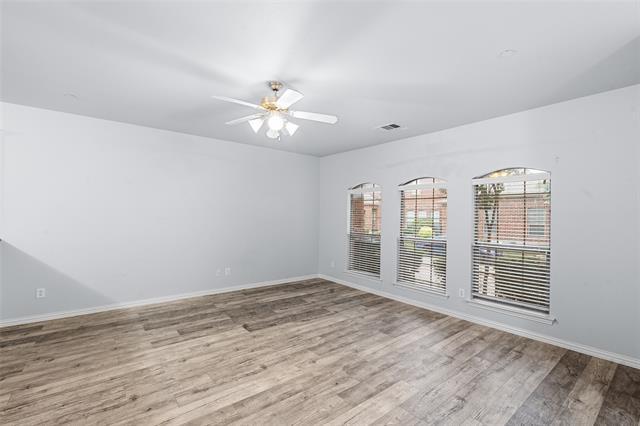 Building Photo - 575 S Virginia Hills Dr